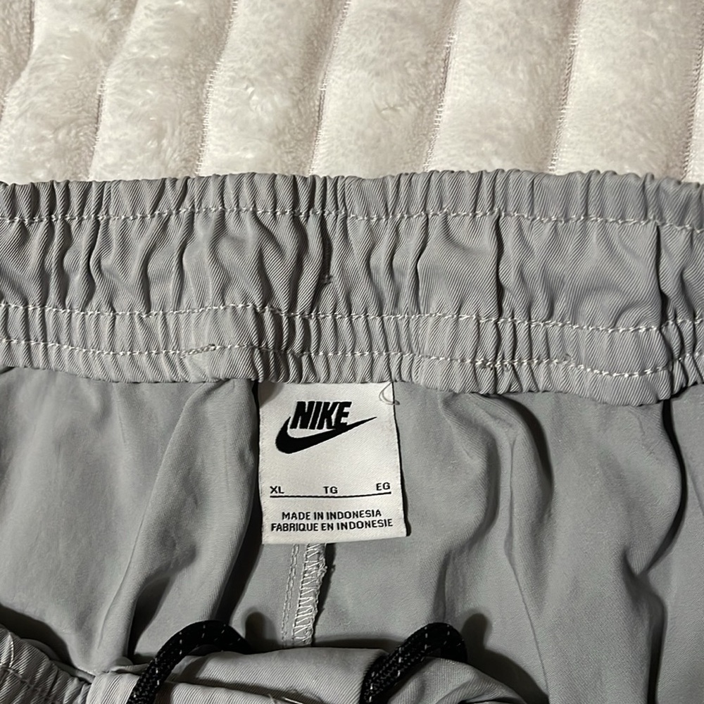 Nike Gray Sweatpants - Picture 9 of 15